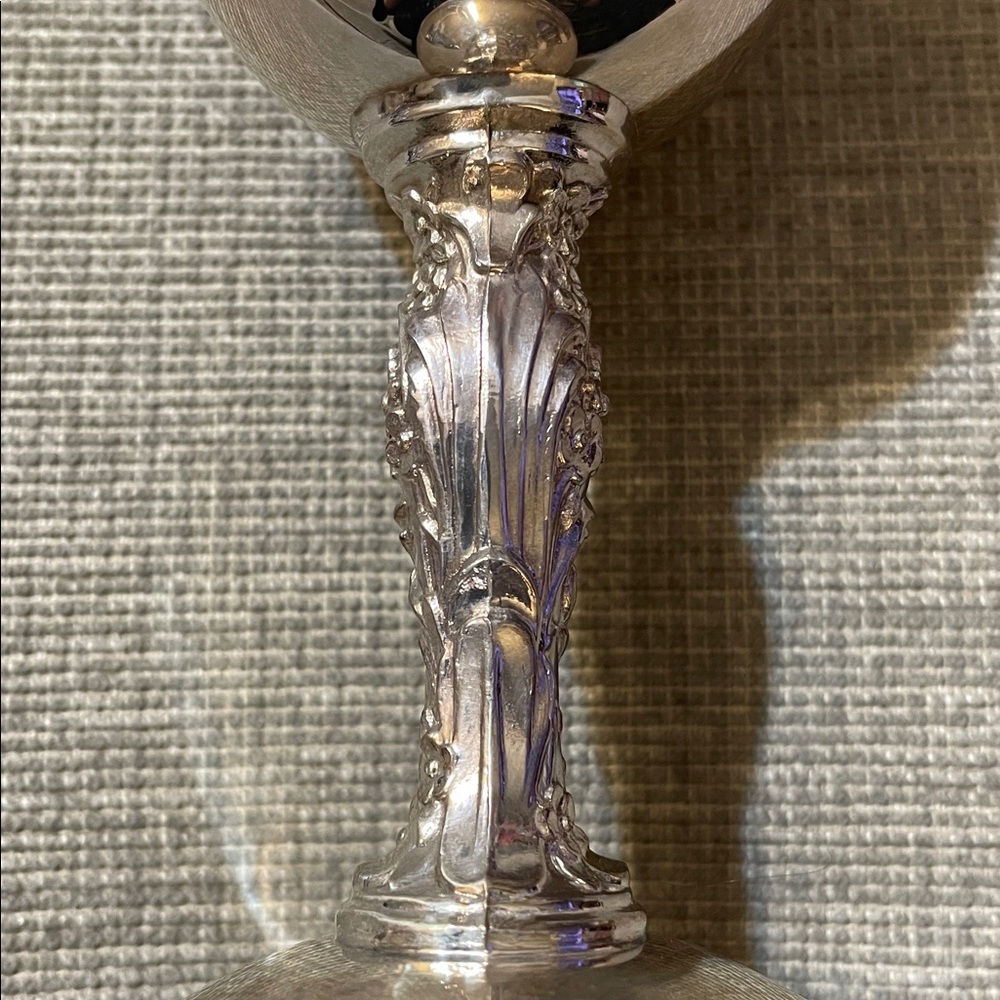 Vintage Wm Rogers Silver Plate Floral Stem Goblets - Pair of 8 - Picture 7 of 7
